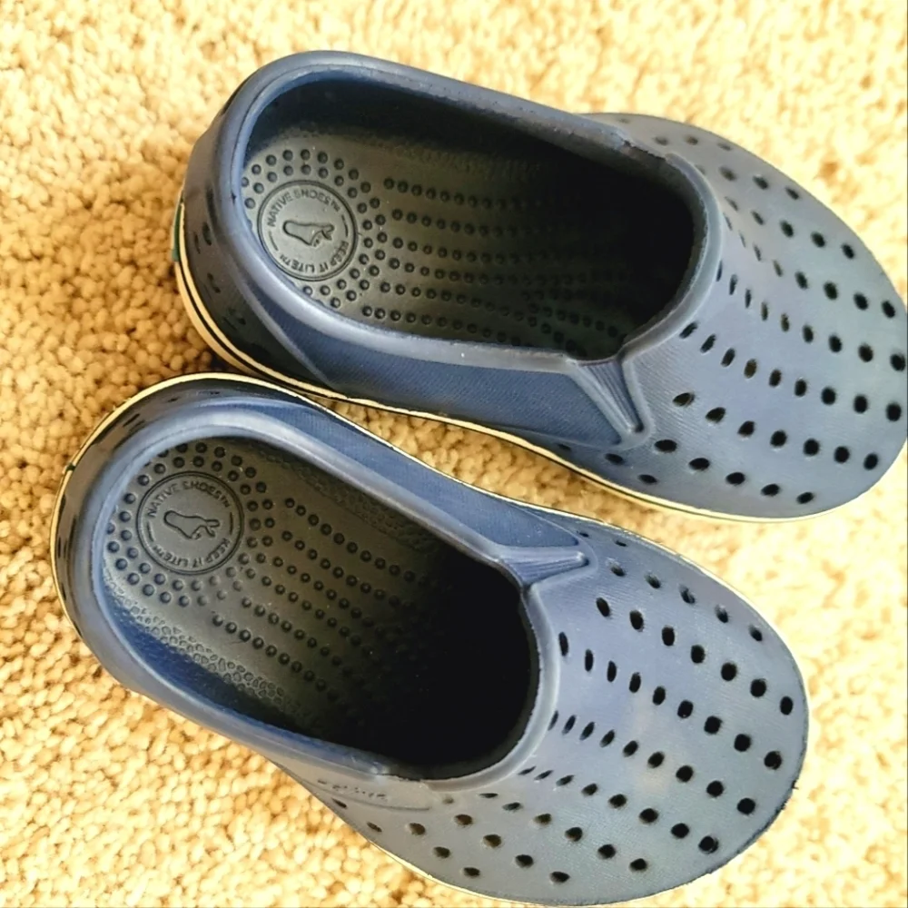 Native Jefferson Kids Navy Blue Slip-On Shoes 6